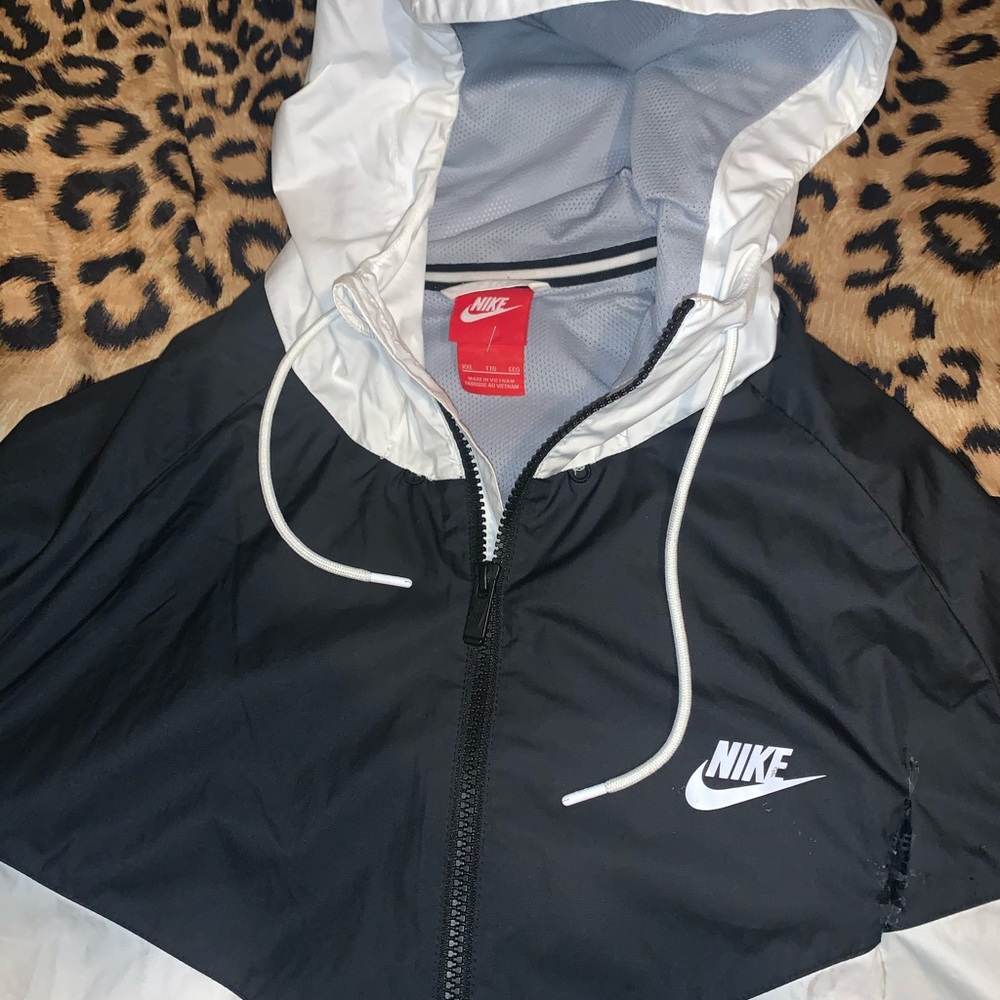 Nike windbreaker